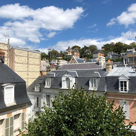 2 Pieces- Rue Pietonne Trouville -Le Petit Juliana Kültér fotó
